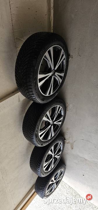 Koła alufelgi opony Nissan 215 55 18 całoroczne Staszów