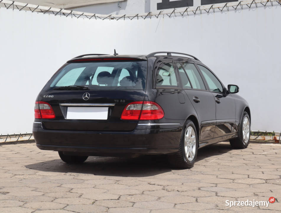 Mercedes E E 280 Łódź