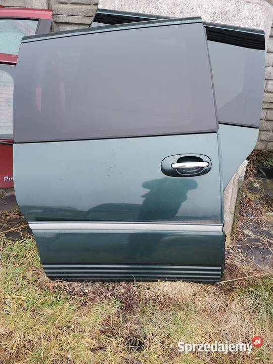 Chrysler Voyager drzwi przesowne prawe Karoseria Czerwionka-Leszczyny sprzedam