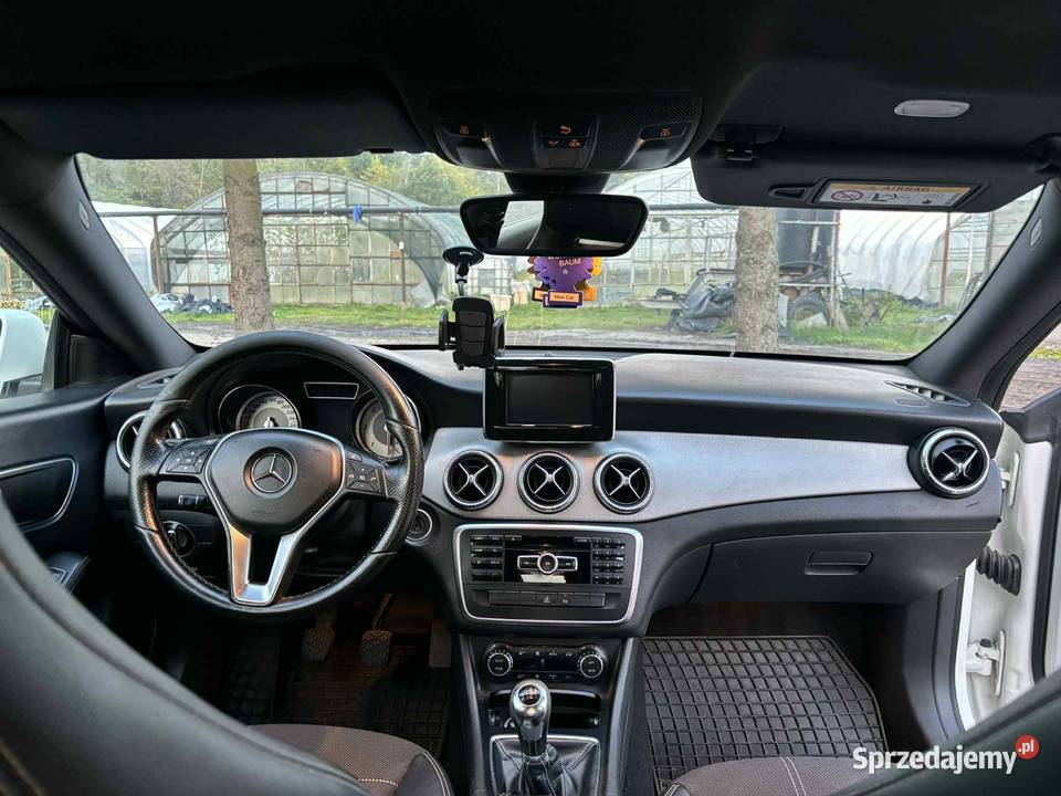 Mercedes benz CLA Skrzeszew
