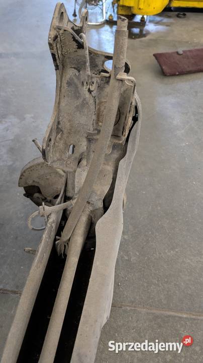 Belka tył Megane rs 2 Olsztyn