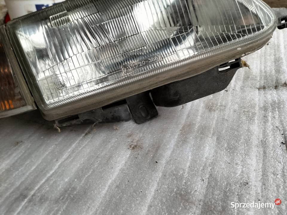 Citroen SAXO 9699 LAMPA PRZÓD PRZEDNIA PRAWA osobowe Kamień-Kolonia