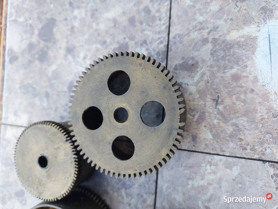 28 bębny mechanizmów zegarów uszkodzone na Kolekcje Tczew