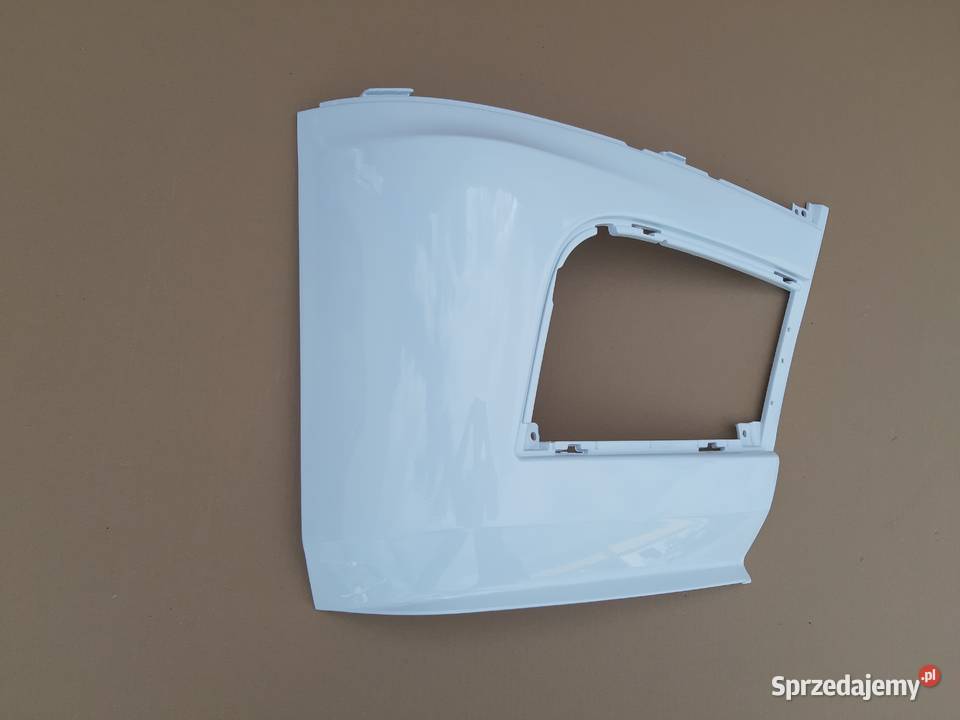 ACTROS MP4 NAROŻNIK ZDERZAKA PRAWY BIAŁY 147 ciężarowe