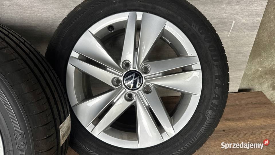 VW GOLF VIII FELGI Z OPONAMI 20555R16 5H0601025 Gorzów Wielkopolski sprzedam