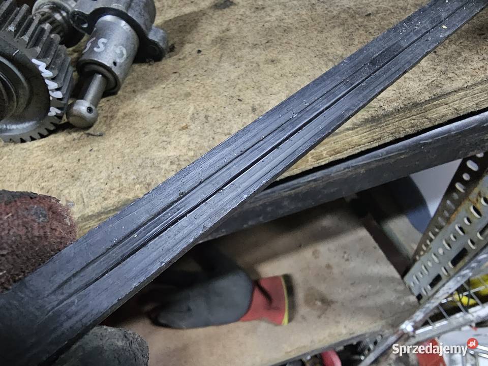 Suzuki GS 500 ślizg prowadnica łańcucha Jelenia Góra