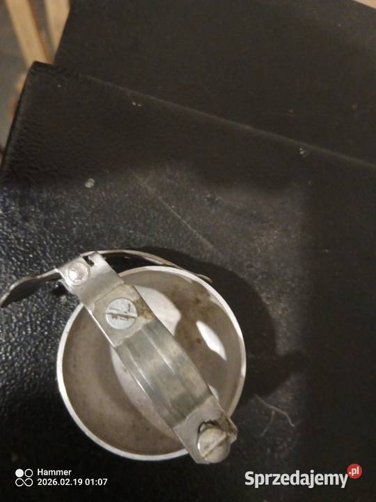 Stylowy dzwonek Reich grawerowany Sława