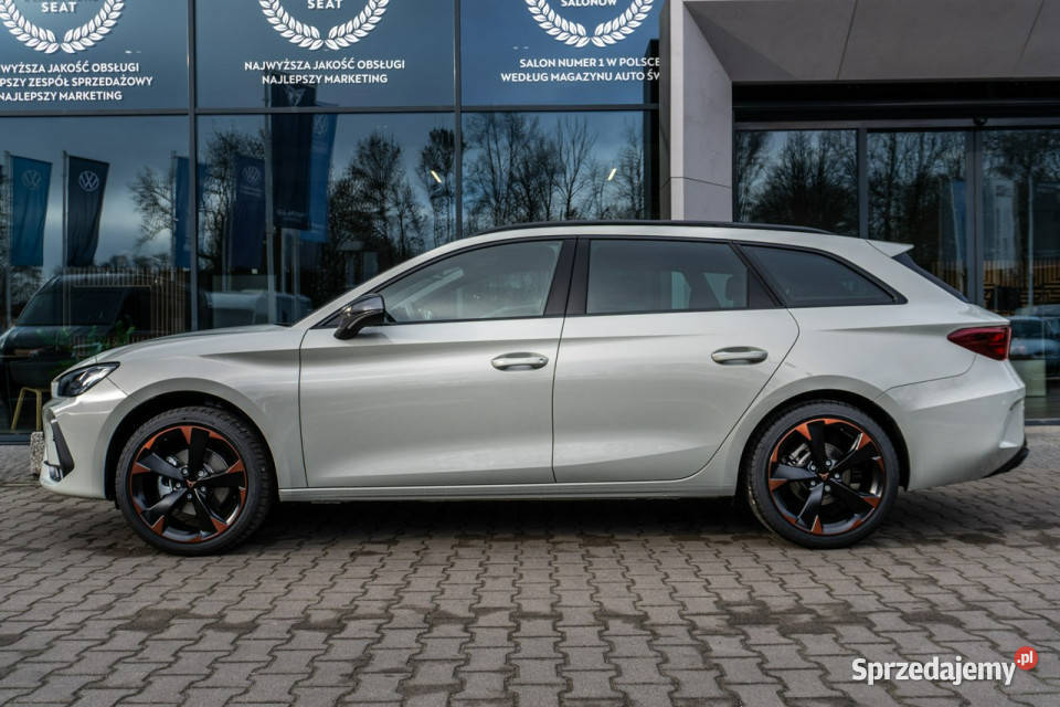 Cupra Leon Sportstourer 15 eTSI 150 DSG Dostępny łódzkie Łódź