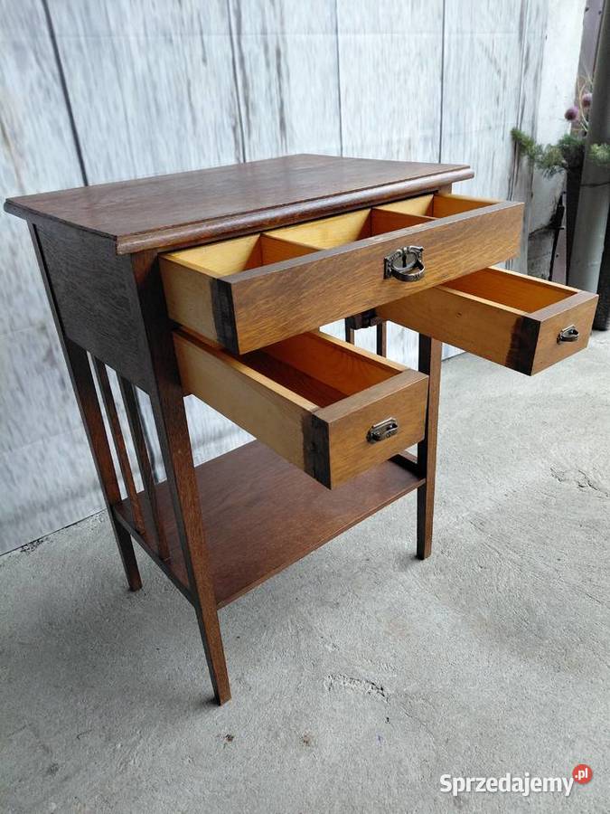 konsolka drewniana 483