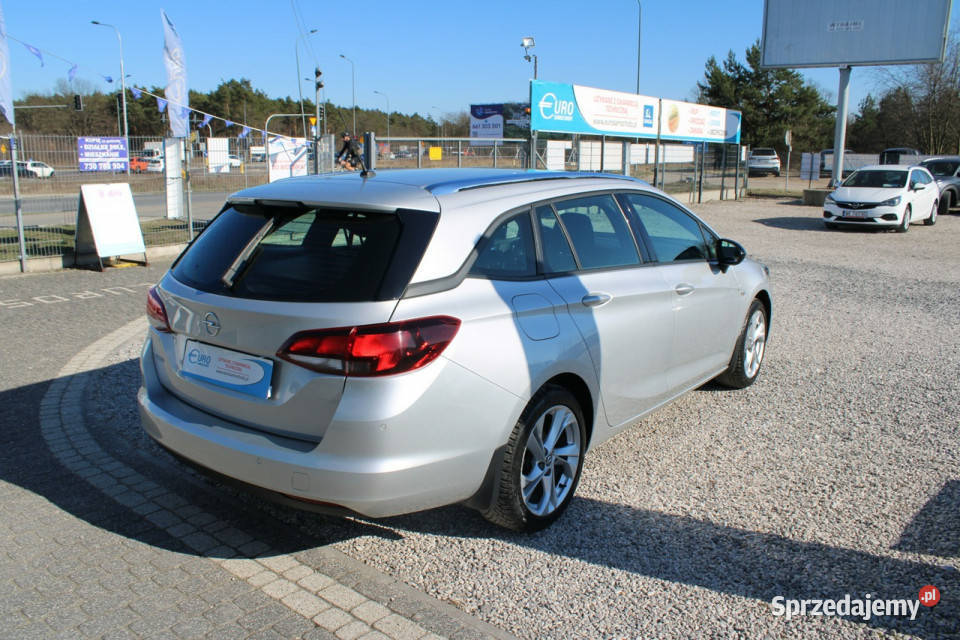 Opel Astra 12 145HP Elegance netto 30813PLN podgrzewane fotele