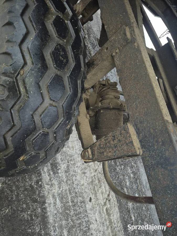 Przyczepa wywrotka jednoosiowa Rolnictwo Polanka Wielka
