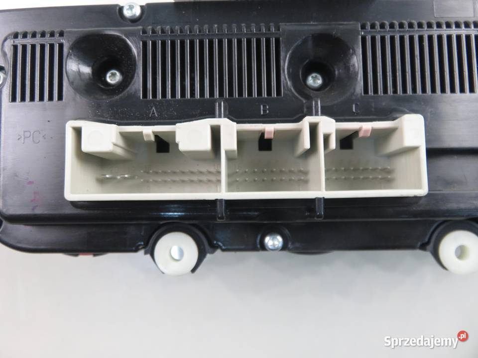 KLIMATRONIK VW GOLF V 1K1 74641420 Panele sterowania, przełączniki małopolskie