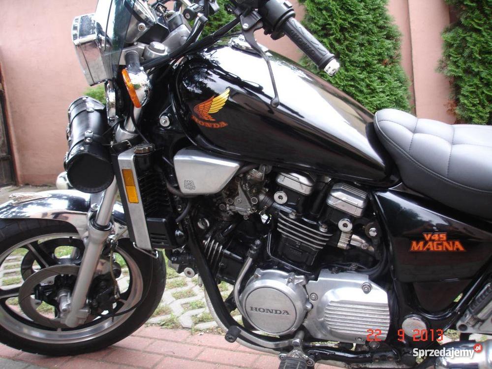 HONDA MAGNA VF 750 łódzkie Łódź
