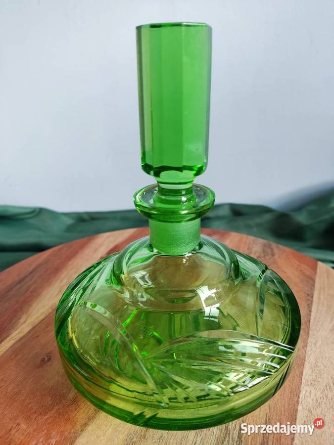 Flakon zielony na perfumy karafka toaletowa Głuchołazy