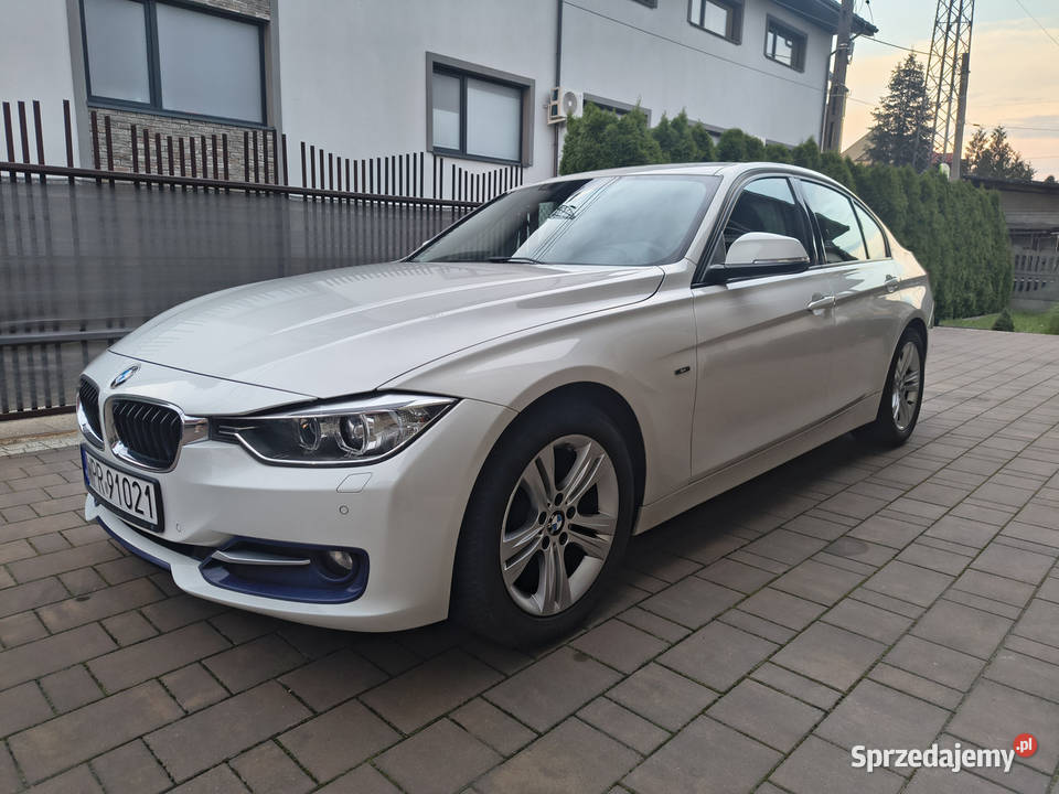 BMW F30 318d Sport Line 2014 116 000 Tomaszów Mazowiecki