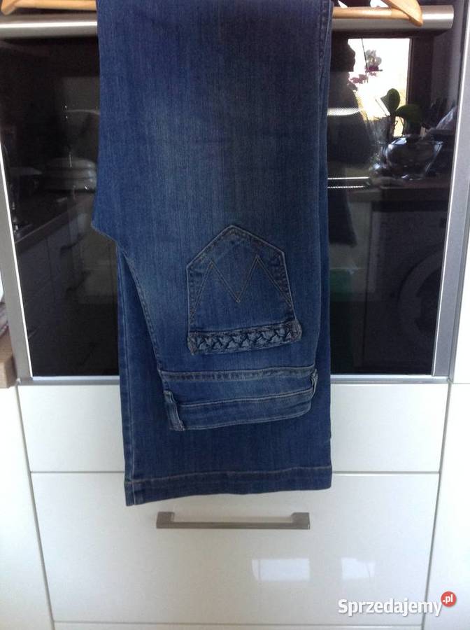Spodnie Szwedy Jeans Damskie WRANGLER SM NOWE Rozmiar 36(S) Nowa Sól