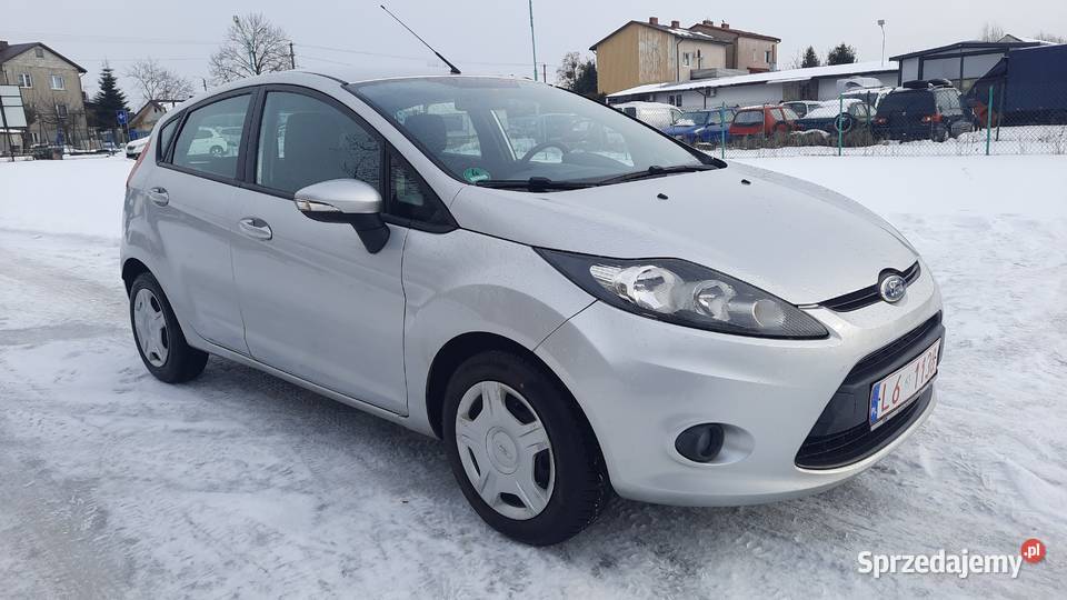 Ford Fiesta 125 Benzyna 82 Zadbana Opłacona lakier metallic Kraśnik