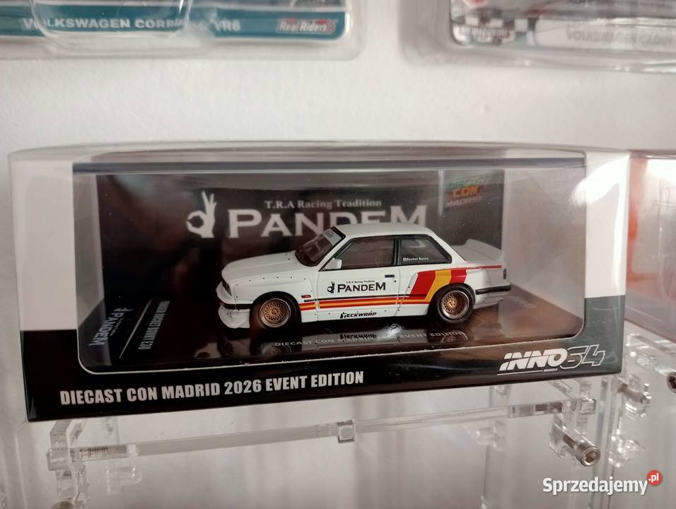 Hot Wheels Premium zestaw 4 x premium stan 3 lata+ sprzedam