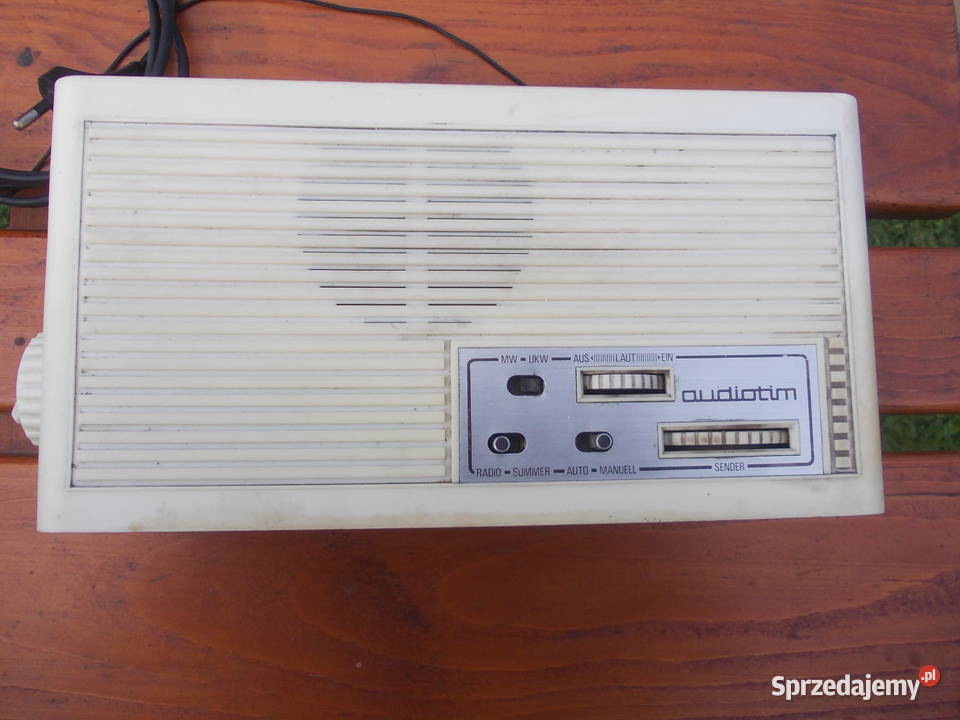 Zegar klapkowy z radiem czasy PRL Pozostałe Dęblin