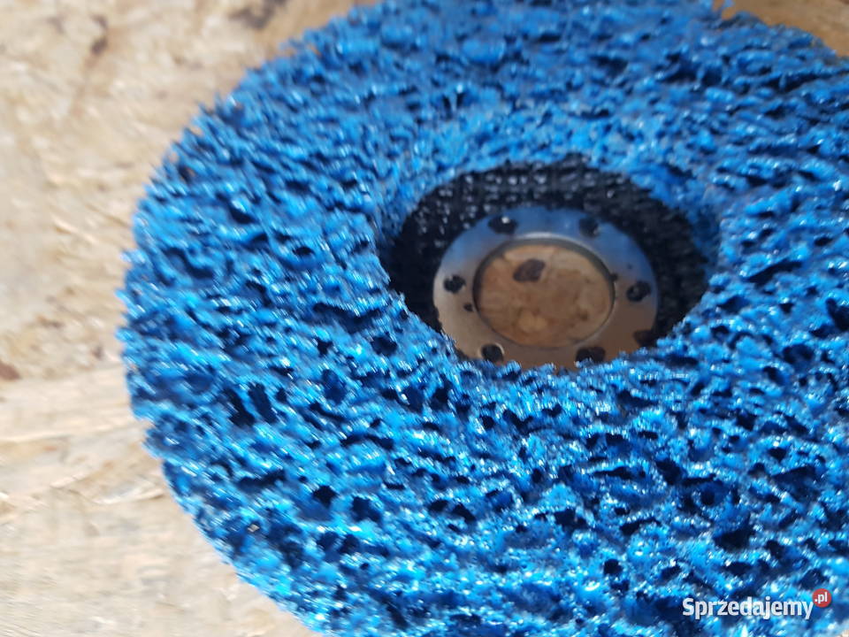 Ściernica włosy murzyna z włókniny 125mm Pozostałe wielkopolskie Głogowa