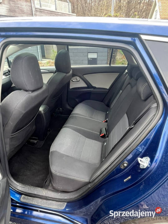 Toyota Avensis III 2009 sprzedam