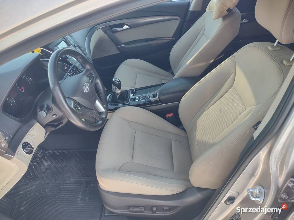 Hyundai i40 salon polska światła LED Świerczyna