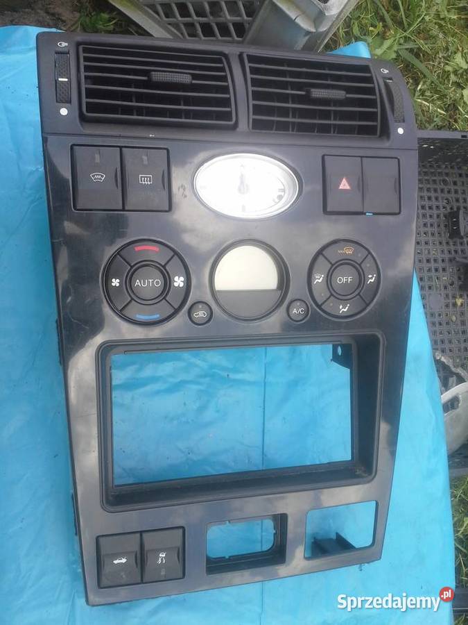 Ford Mondeo mk3 panel nawiewu ramka kratka Dębno