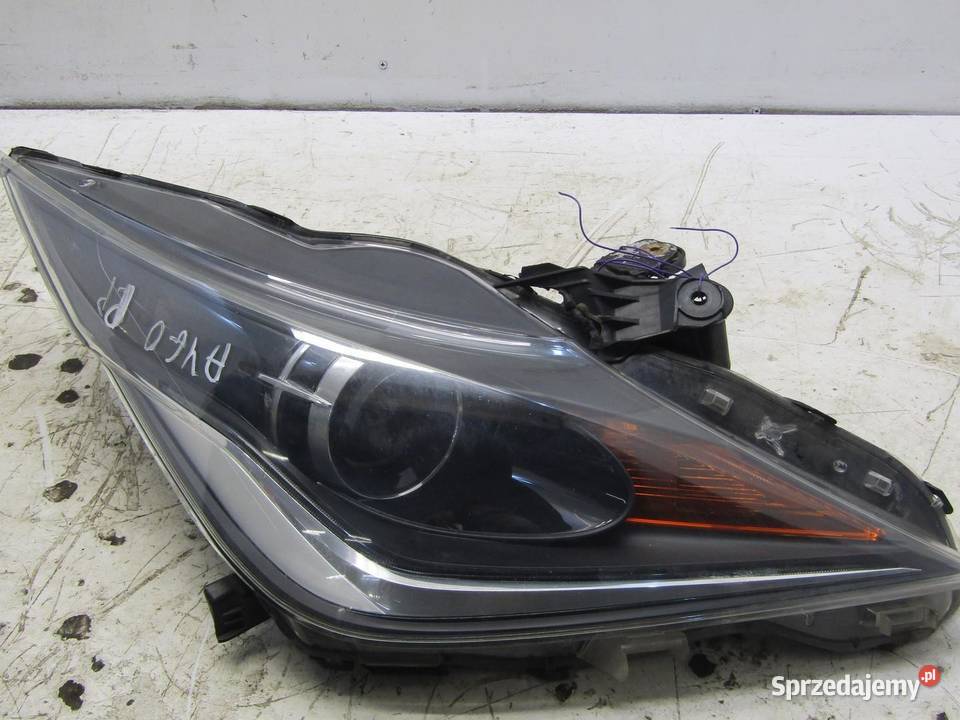 LAMPA PRZEDNIA PRAWY PRZÓD TOYOTA AYGO II