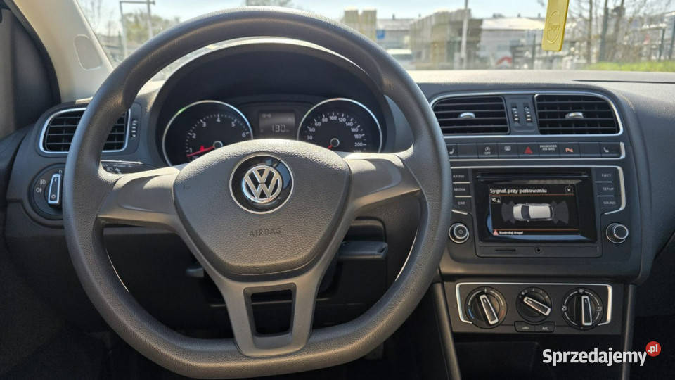 Volkswagen Polo mały przebieg zarejestrowane V czarny Lębork