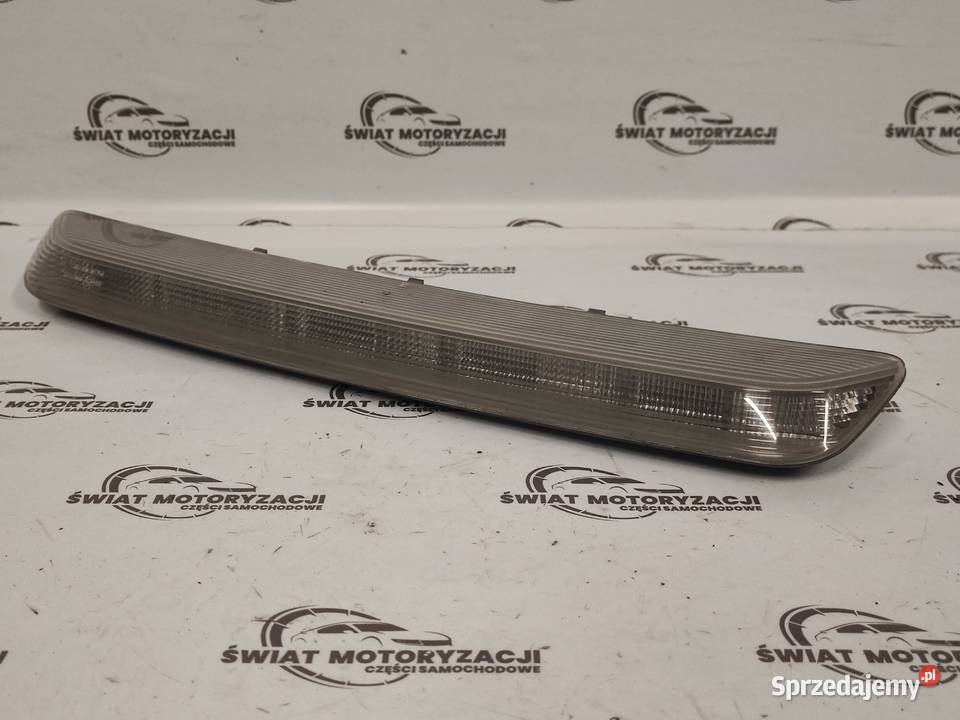 TOYOTA AVENSIS T27 III 10r światło STOP Kielce