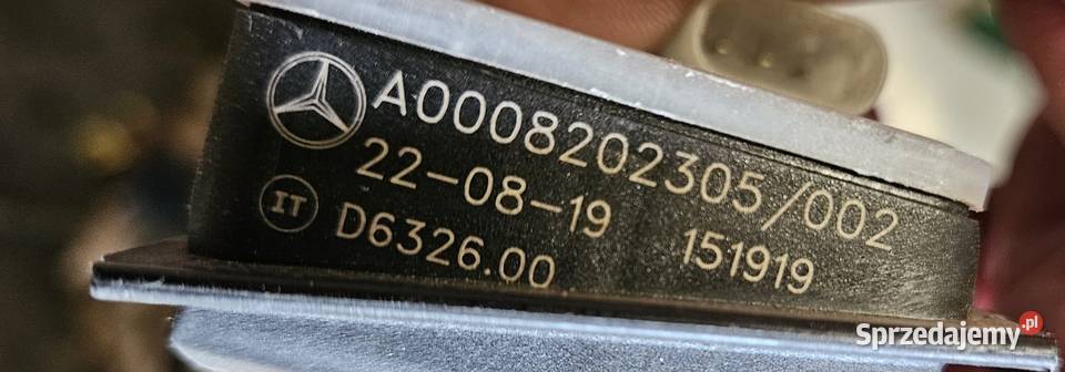 MERCEDES A0008202305 ZAMEK KLAPY WLEWU PALIWA osobowe Międzychód