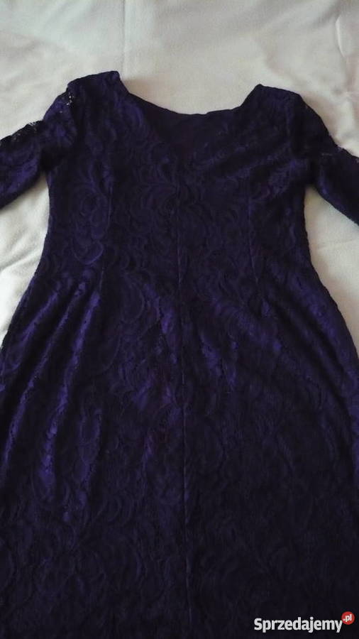 Sukienka koronkowa czarna