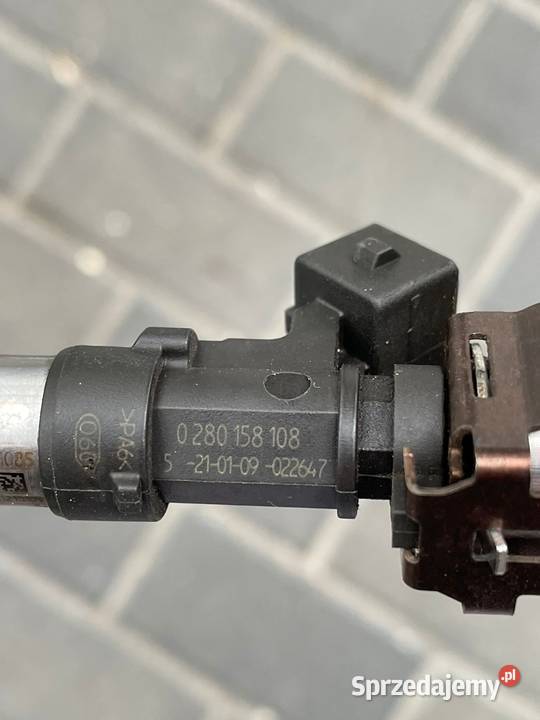 Listwa wtryskowa z wtryskiwaczami Buk sprzedam