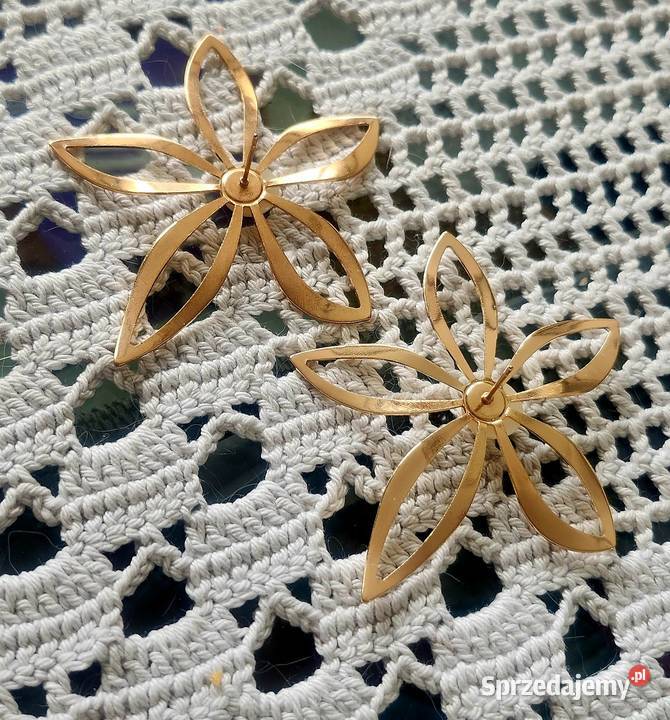 Nowe kolczyki duże kwiaty kolor złoty z perłą pomorskie Gdańsk