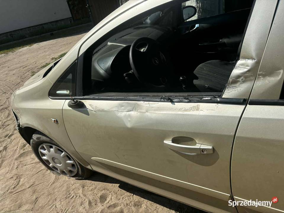 Opel Corsa D 2007r Ostoje