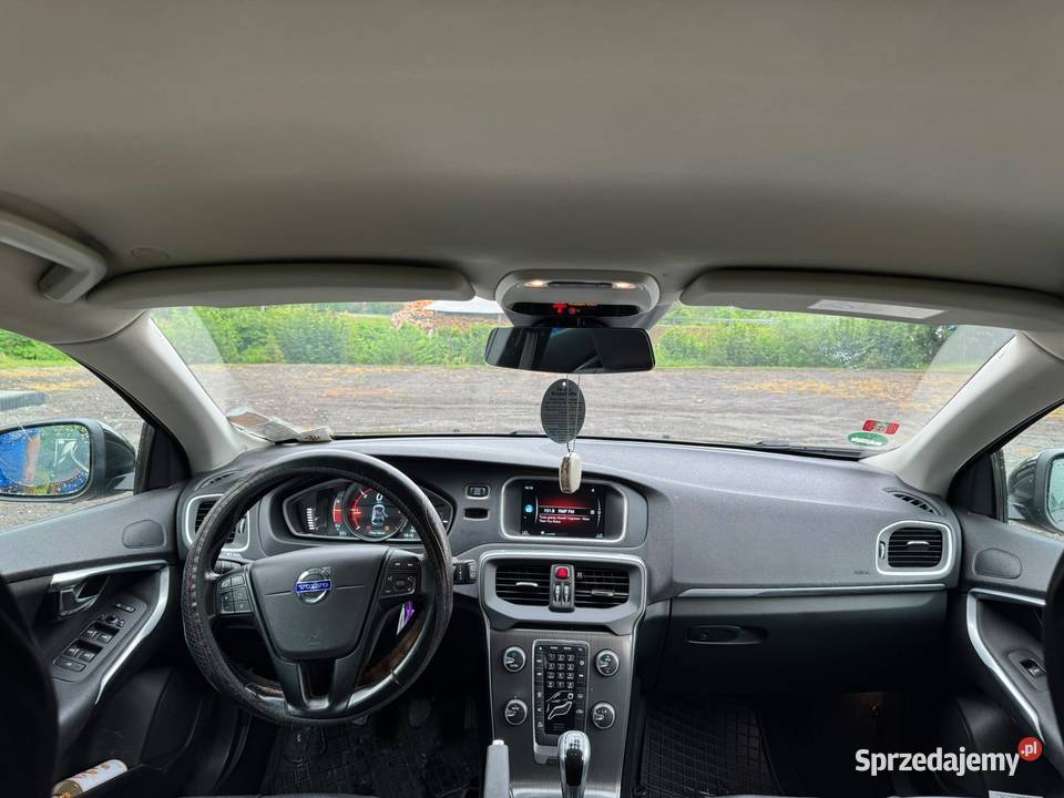 Volvo v40 nieuszkodzony Stary Dzików