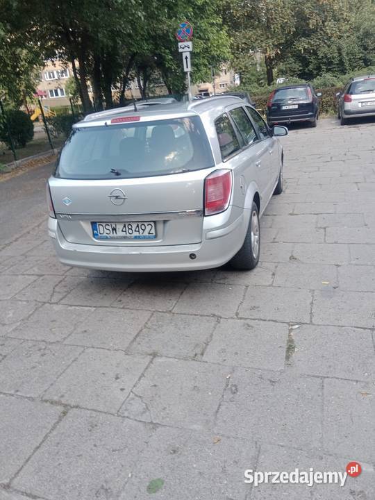 Opel Astra H 18benzynastan