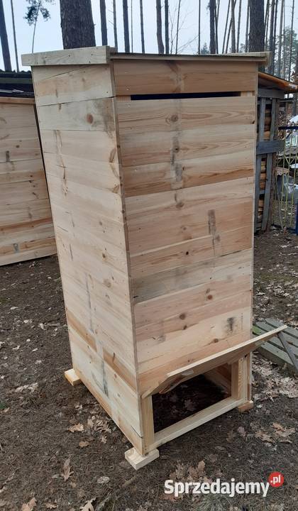 WC toaleta ubikacja wychodek drewniany na budowę Zapora