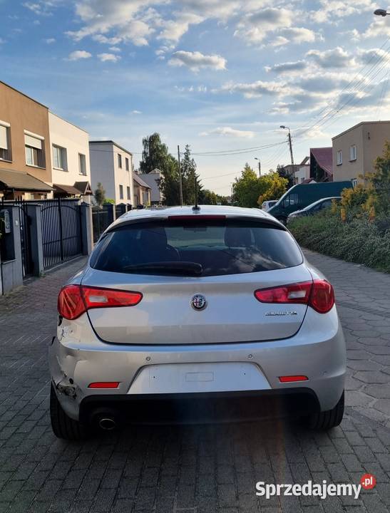 Alfa Romeo Giulietta srebrny wielkopolskie Leszno