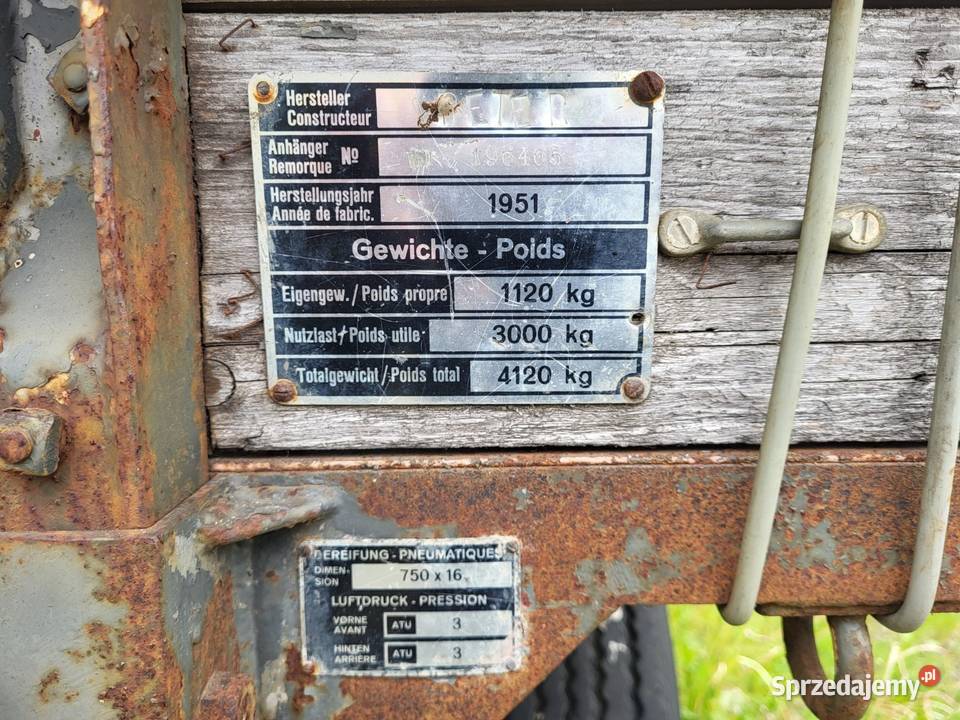 Wóz spacerowy na 10 osób do konia ciiagnik Rok produkcji 1951