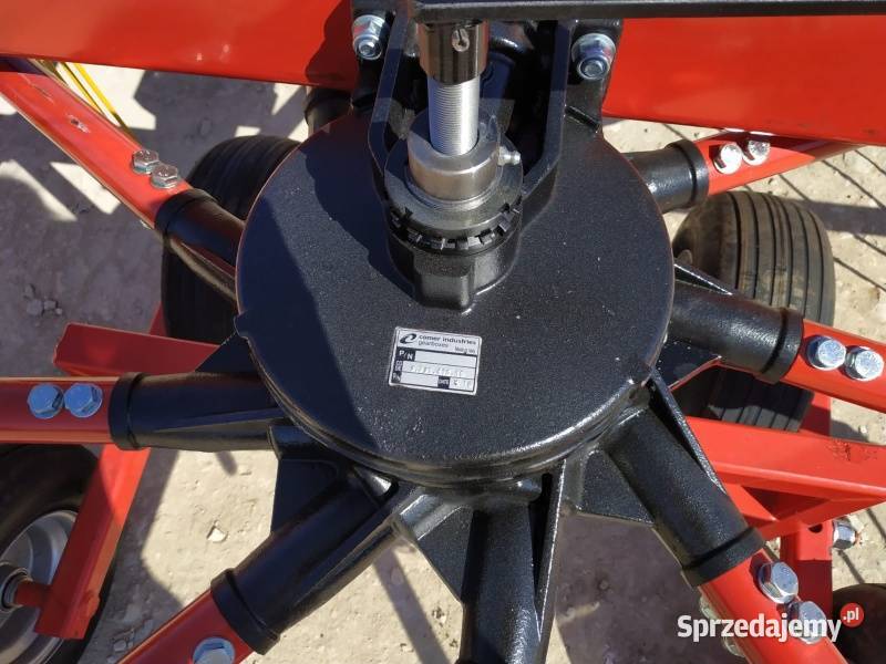 Zgrabiarka Karuzelowa Do Siana 35m EuroMasz Radomsko