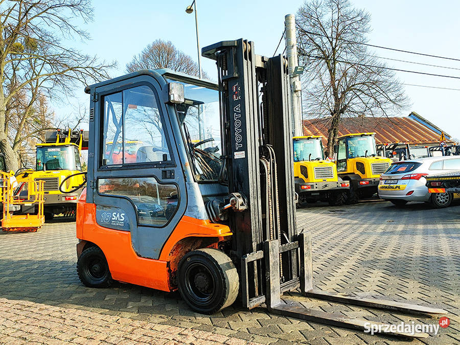 Wózek widłowy Toyota 427FGF18 18 t triplex 47 m Kęty