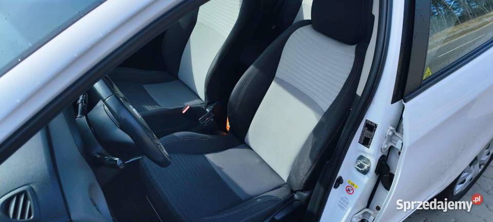 Sprzedam Toyota Yaris 15 Hybryda eCVT zachodniopomorskie Międzyzdroje