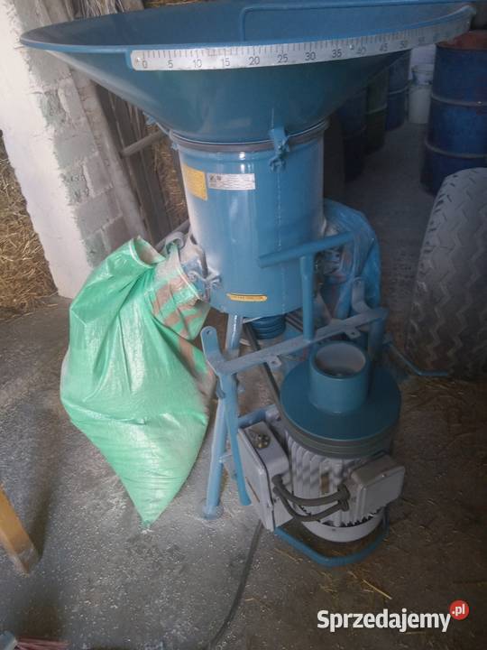 Śrutownik rozdrabniacz Bąk podkarpackie Medynia Głogowska