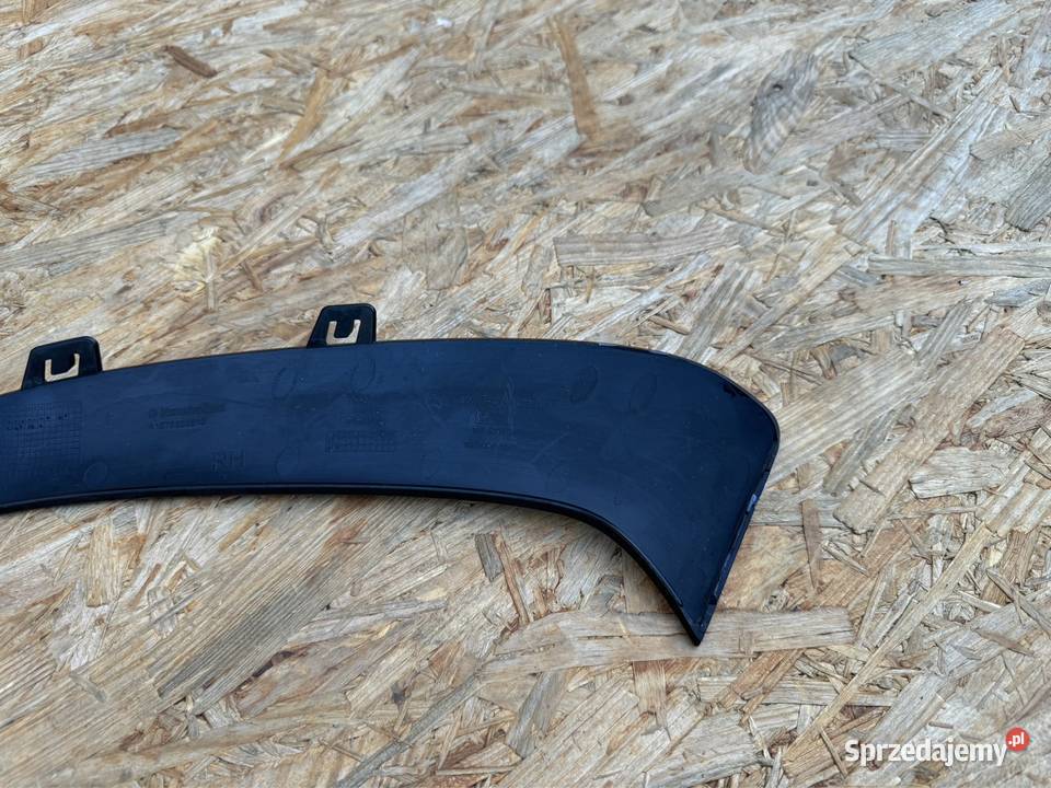 Listwa zderzaka przód prawa rh MercedesBenz GLE Rok produkcji 2023 Listwy i nakładki Sieraków sprzedam