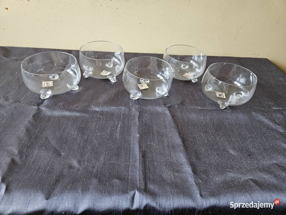 Szklane miseczki na nóżkach z okresu PRLu Warszawa