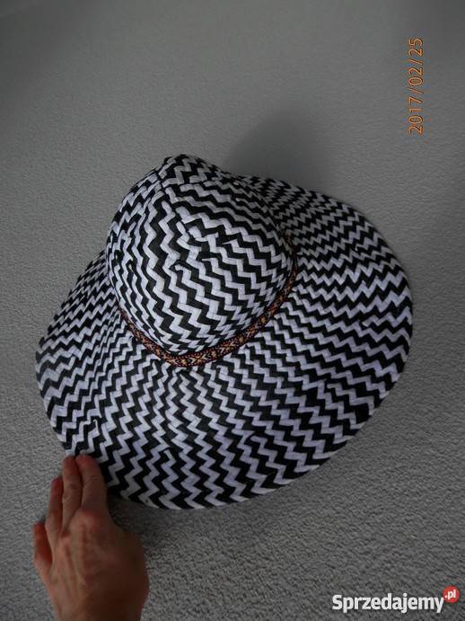 Kapelusz Atmosphere Duże Rondo CzarnoBiałe
