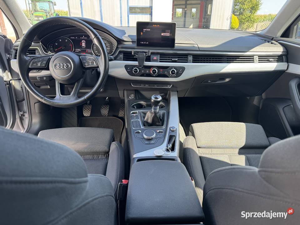 Audi A4 B9 Avant 20 TDI 150 manual