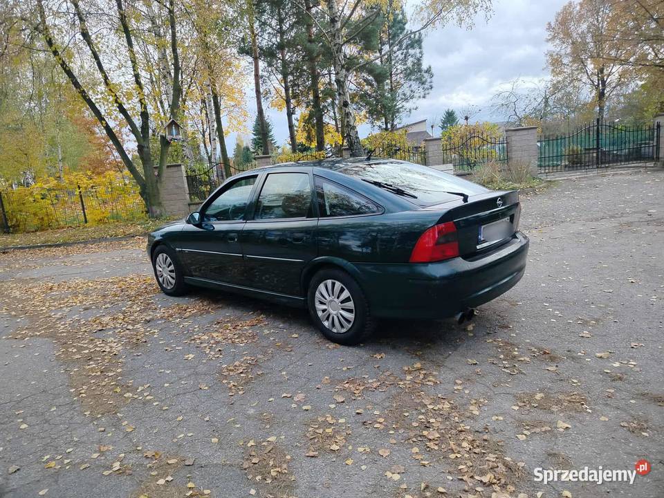 Vectra18 Przygotowana do zimy Poręba