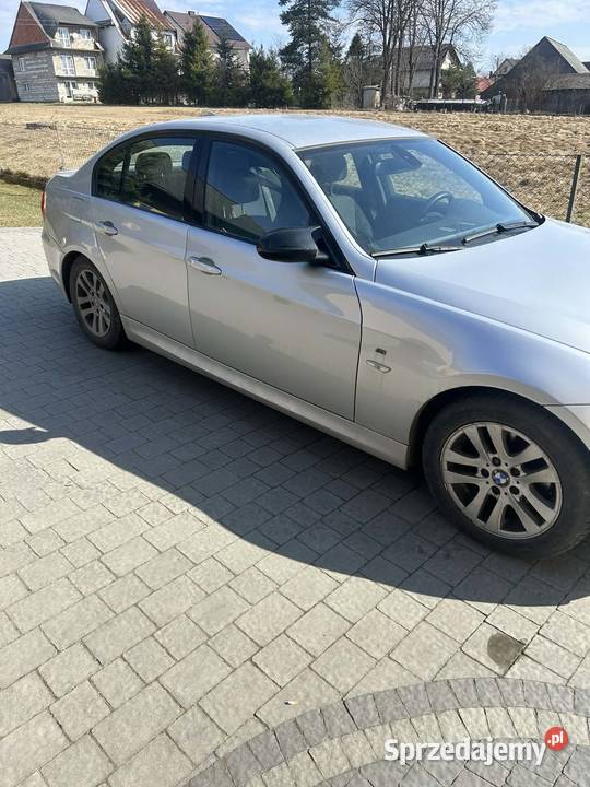 BMW 318i Mpakiet Piekielnik